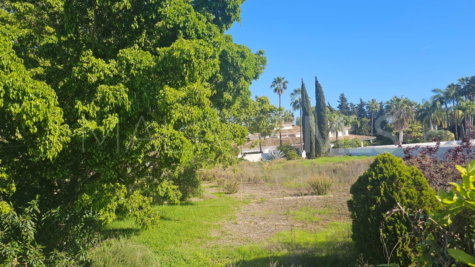 Plot in Guadalmina Baja for sale