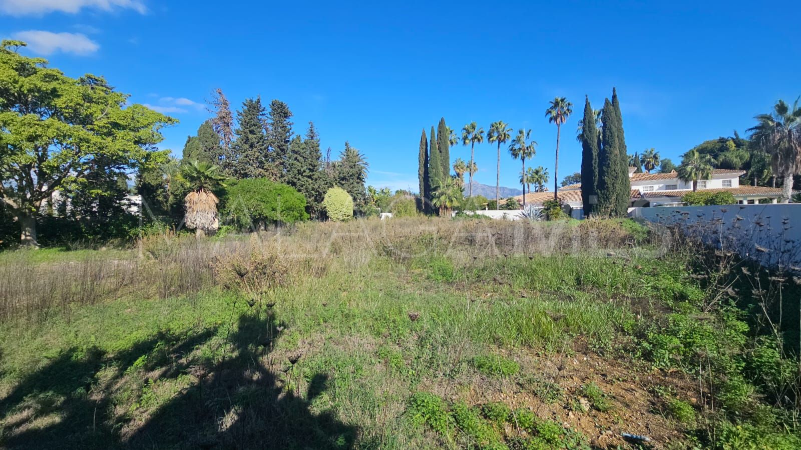 Plot in Guadalmina Baja for sale