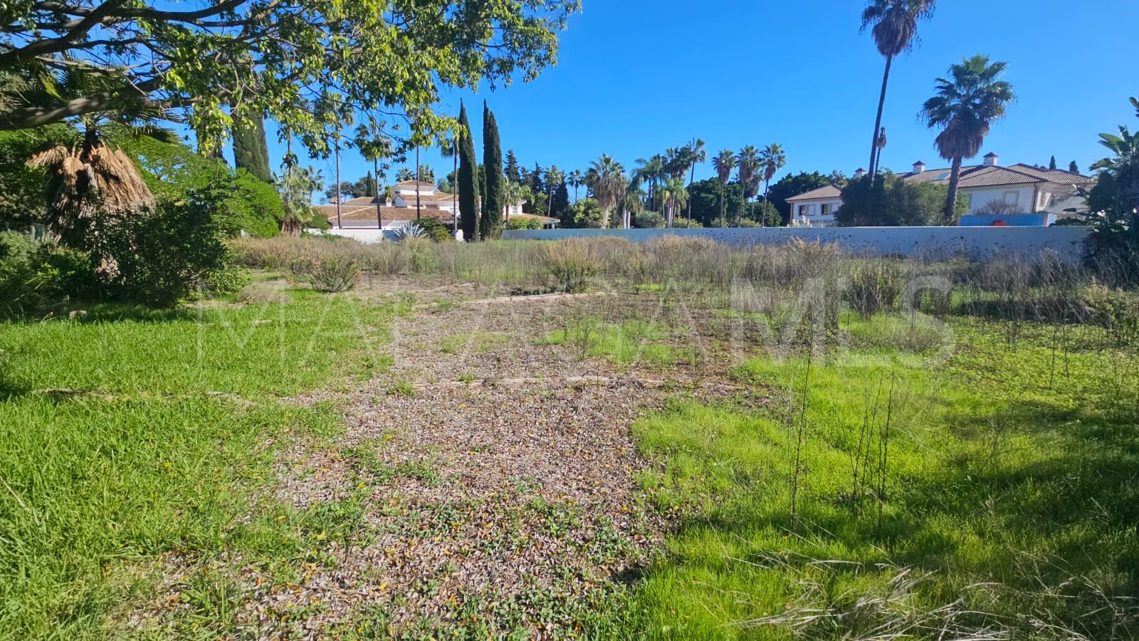 Plot in Guadalmina Baja for sale