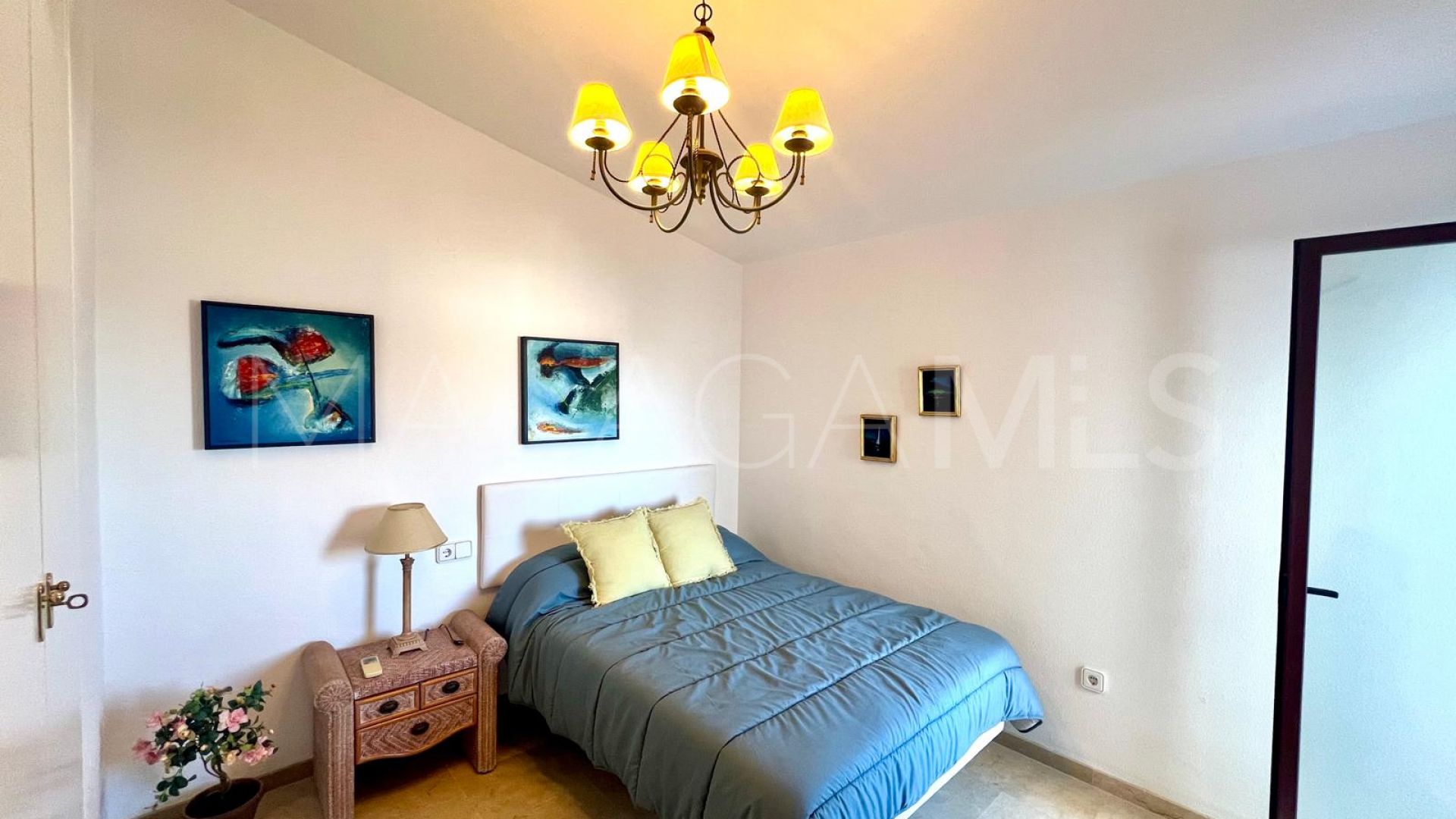 Duplex penthouse for sale in Marbella Golden Mile