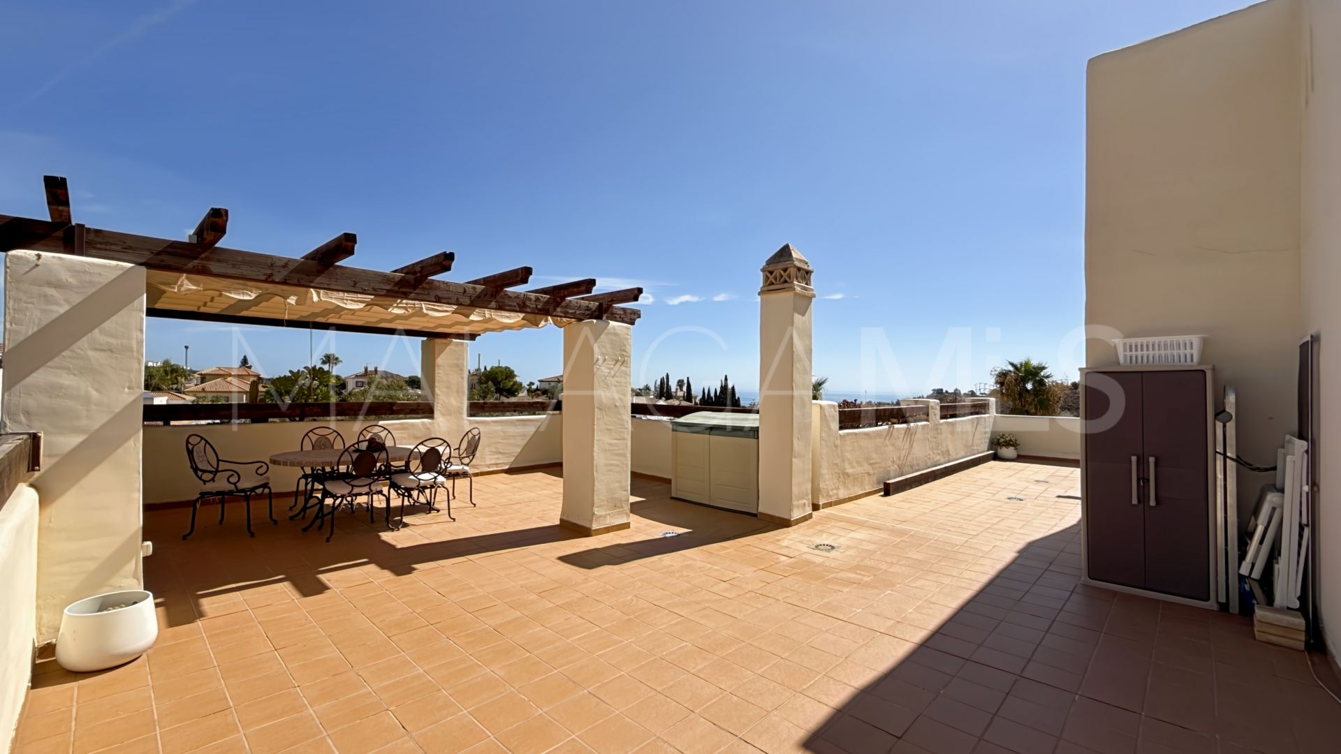 Appartement terrasse for sale in Arenal Golf