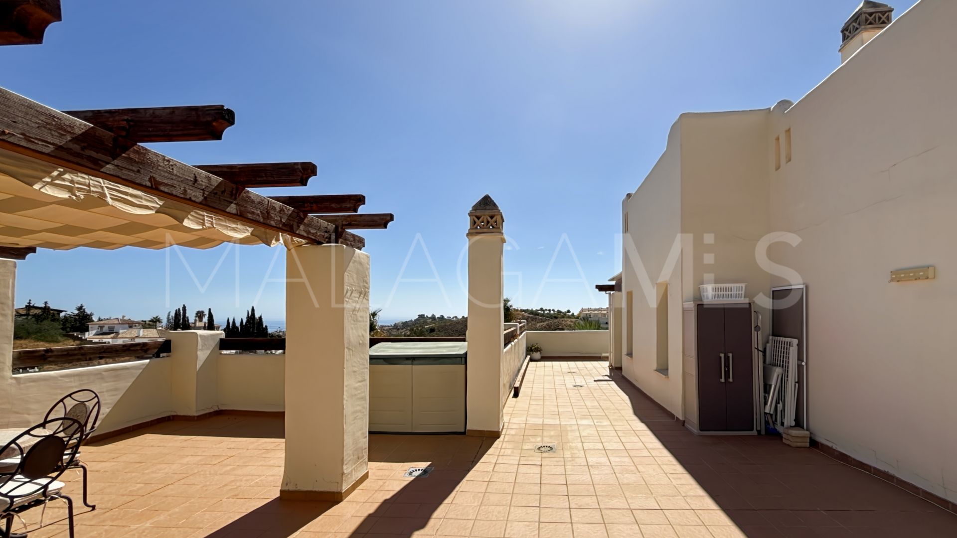 Appartement terrasse for sale in Arenal Golf