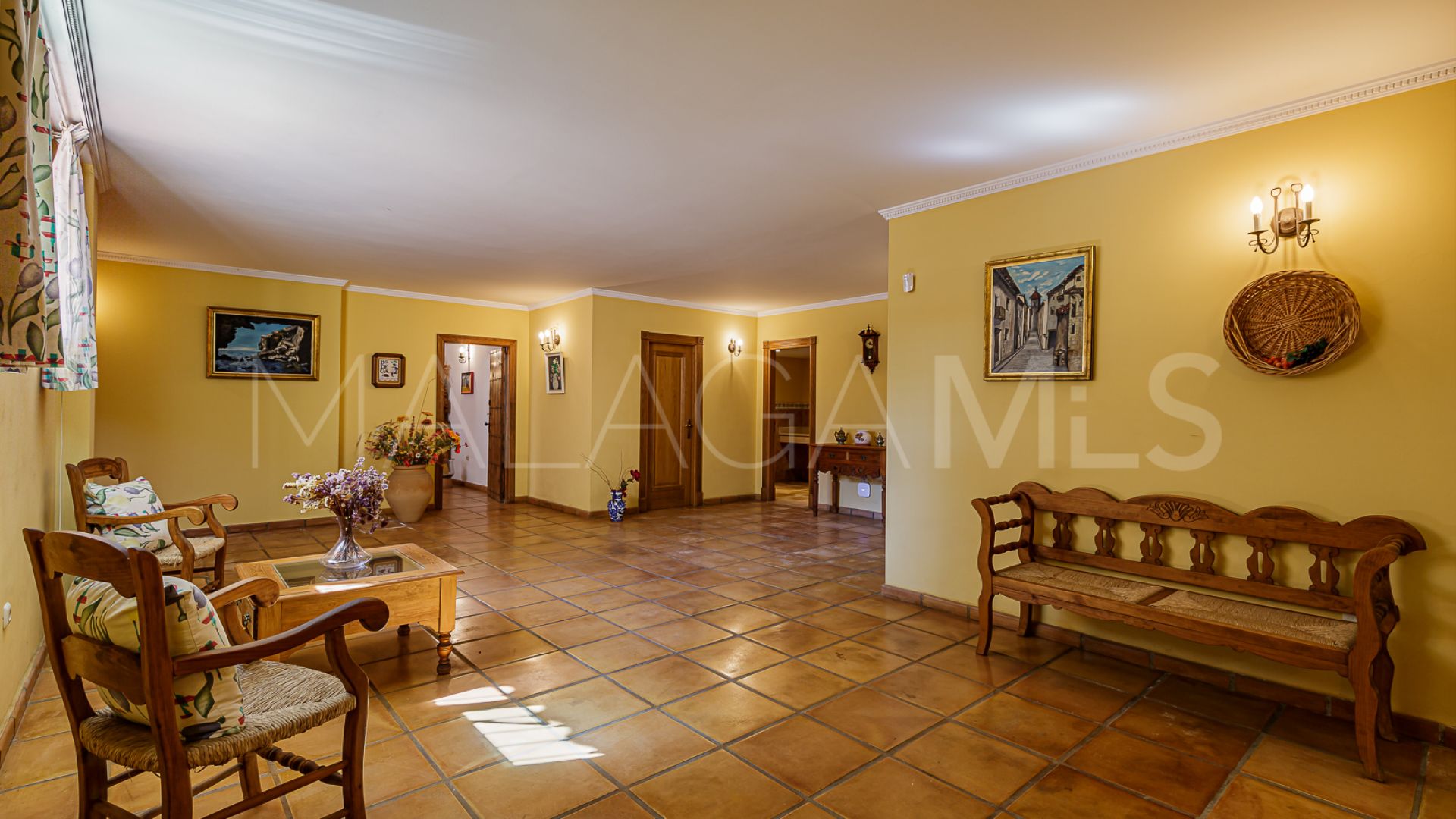 Altos Reales 5 bedrooms villa for sale