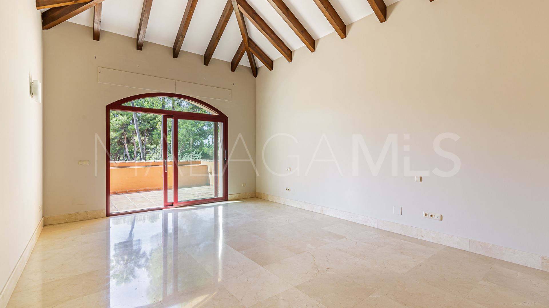 Altos Reales 5 bedrooms villa for sale