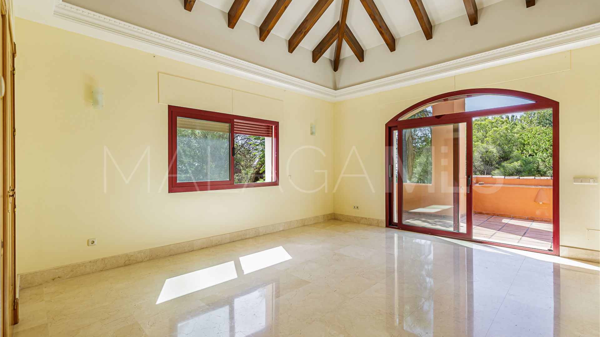 Altos Reales 5 bedrooms villa for sale