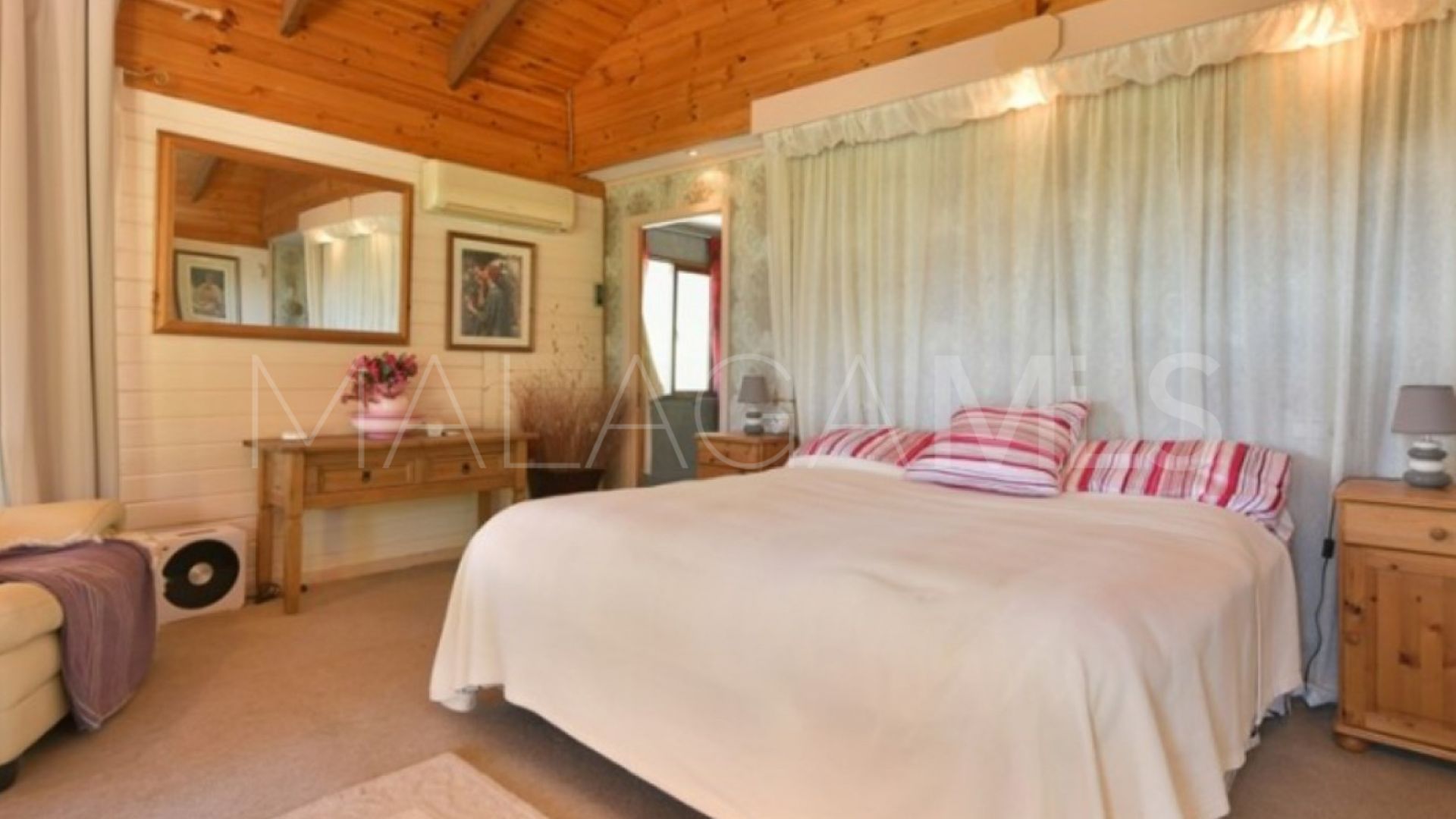 Finca for sale in Monda