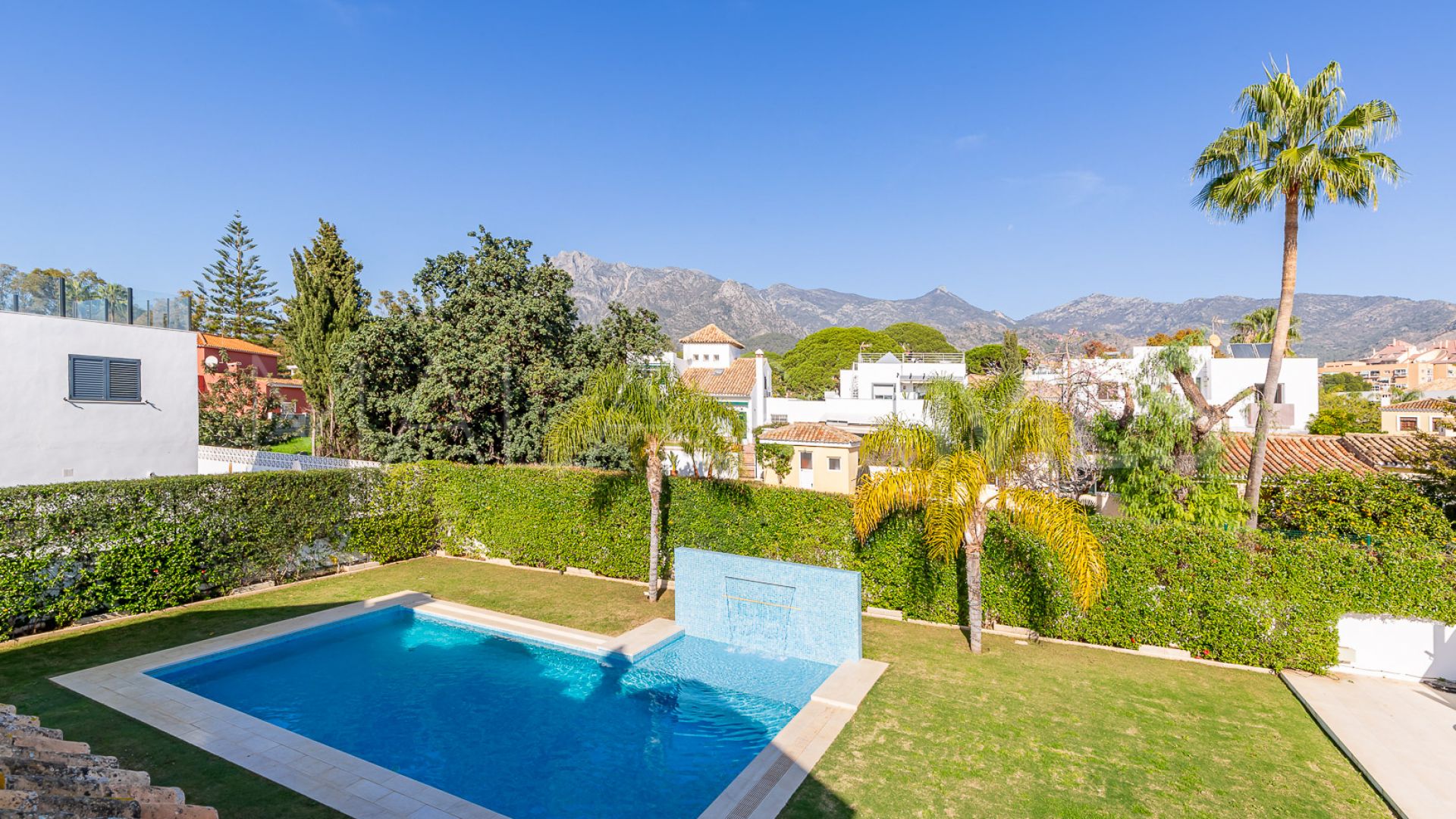 13 bedrooms villa in Huerta Belón for sale