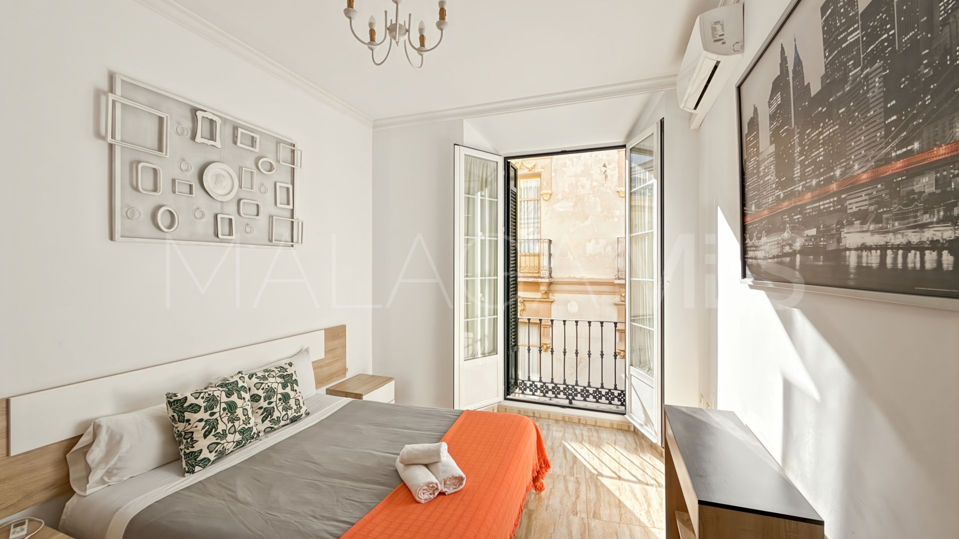 For sale Centro Histórico apartment with 4 bedrooms