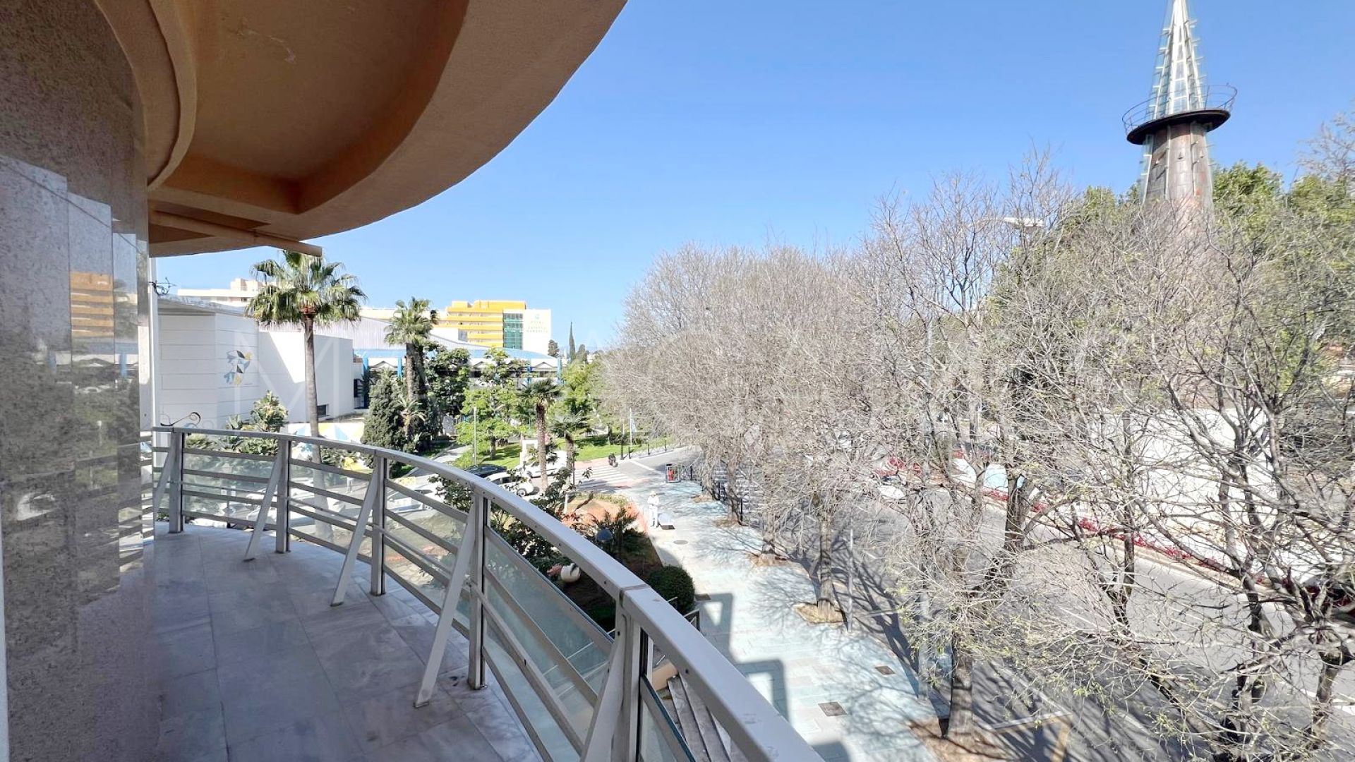 Kontor for sale in Residencial Palacio de Congresos
