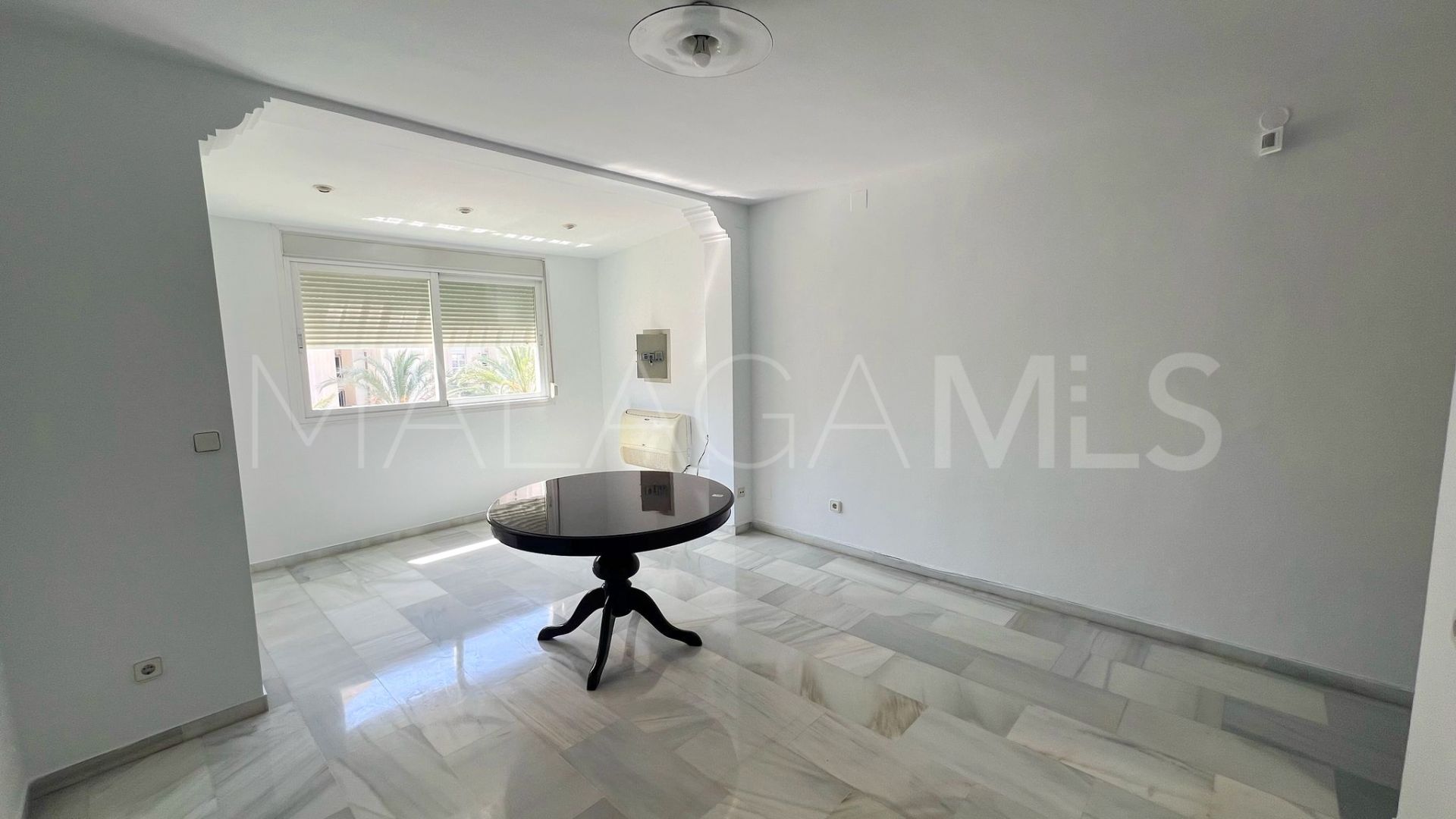 Buy Marbella Centro 4 bedrooms penthouse
