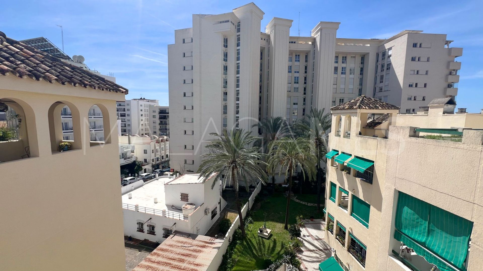 Buy Marbella Centro 4 bedrooms penthouse