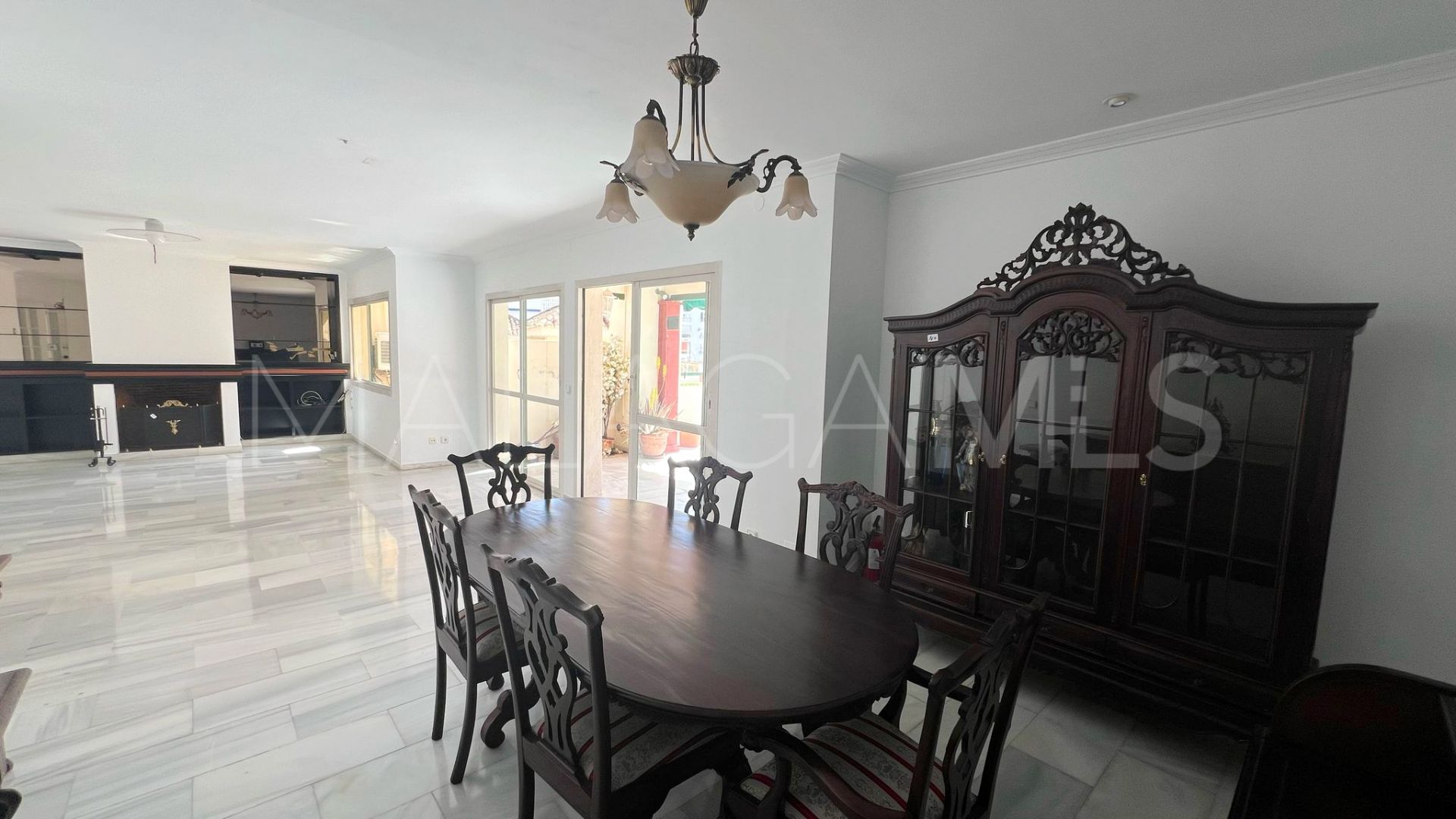 Buy Marbella Centro 4 bedrooms penthouse