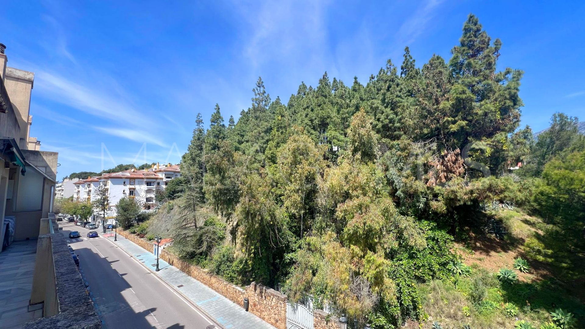 Buy Marbella Centro 4 bedrooms penthouse
