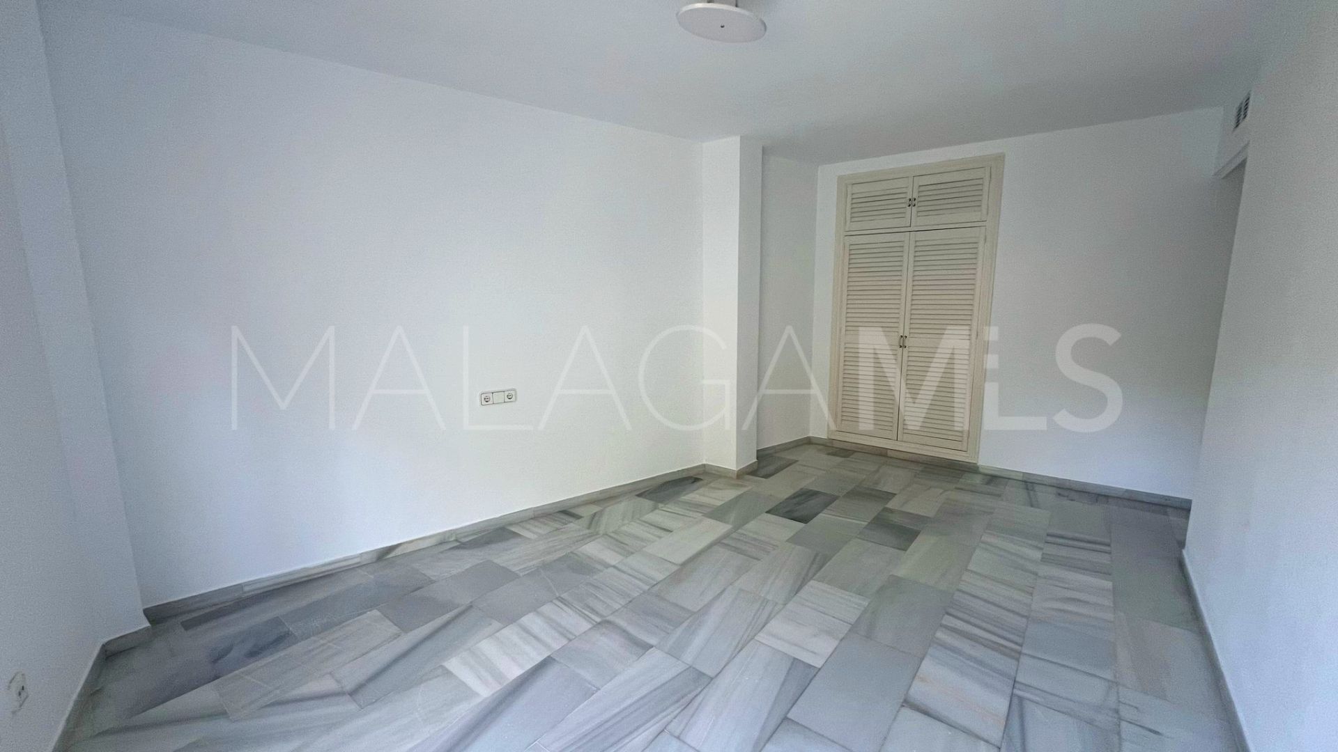 Buy Marbella Centro 4 bedrooms penthouse