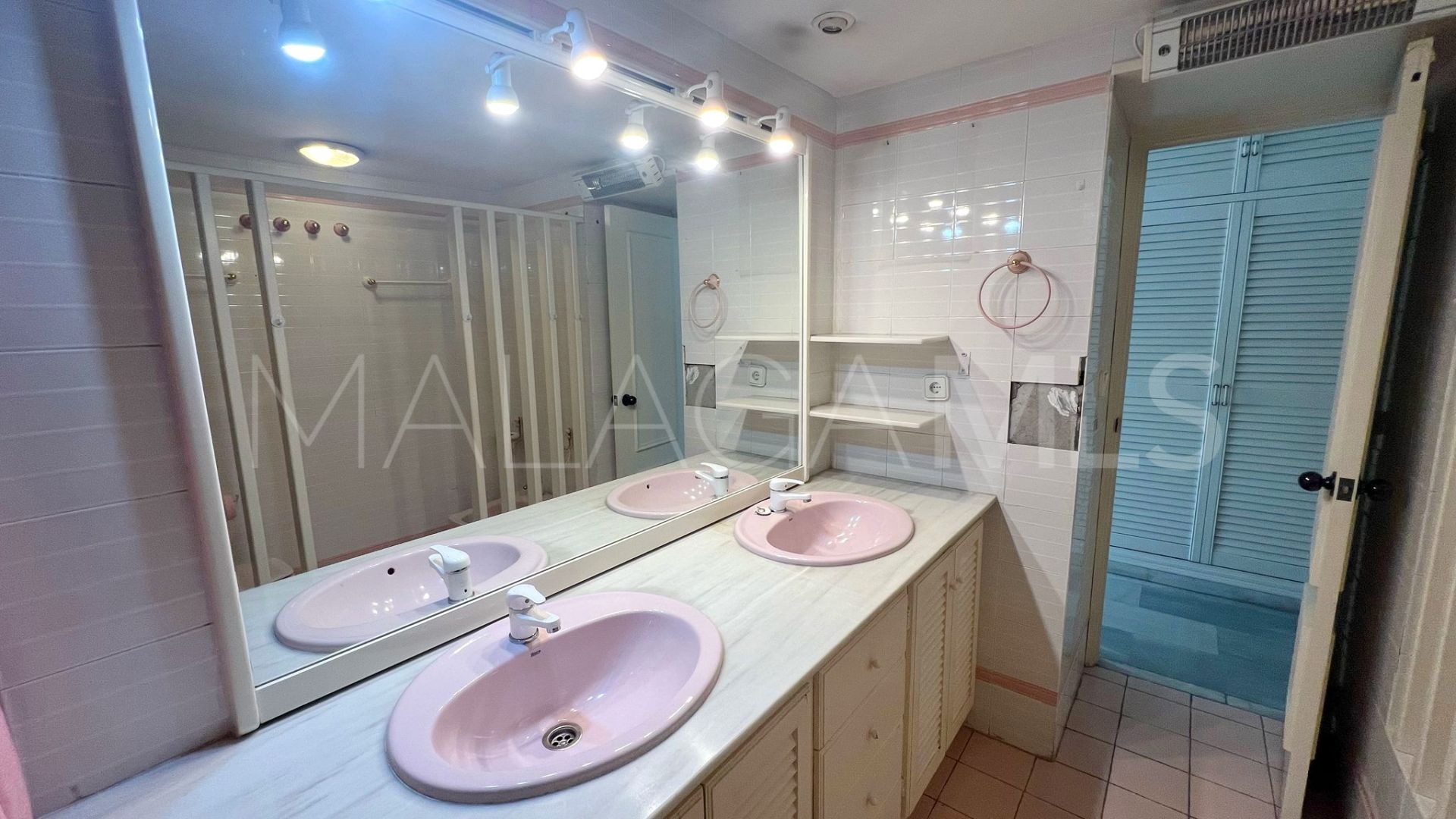 Buy Marbella Centro 4 bedrooms penthouse