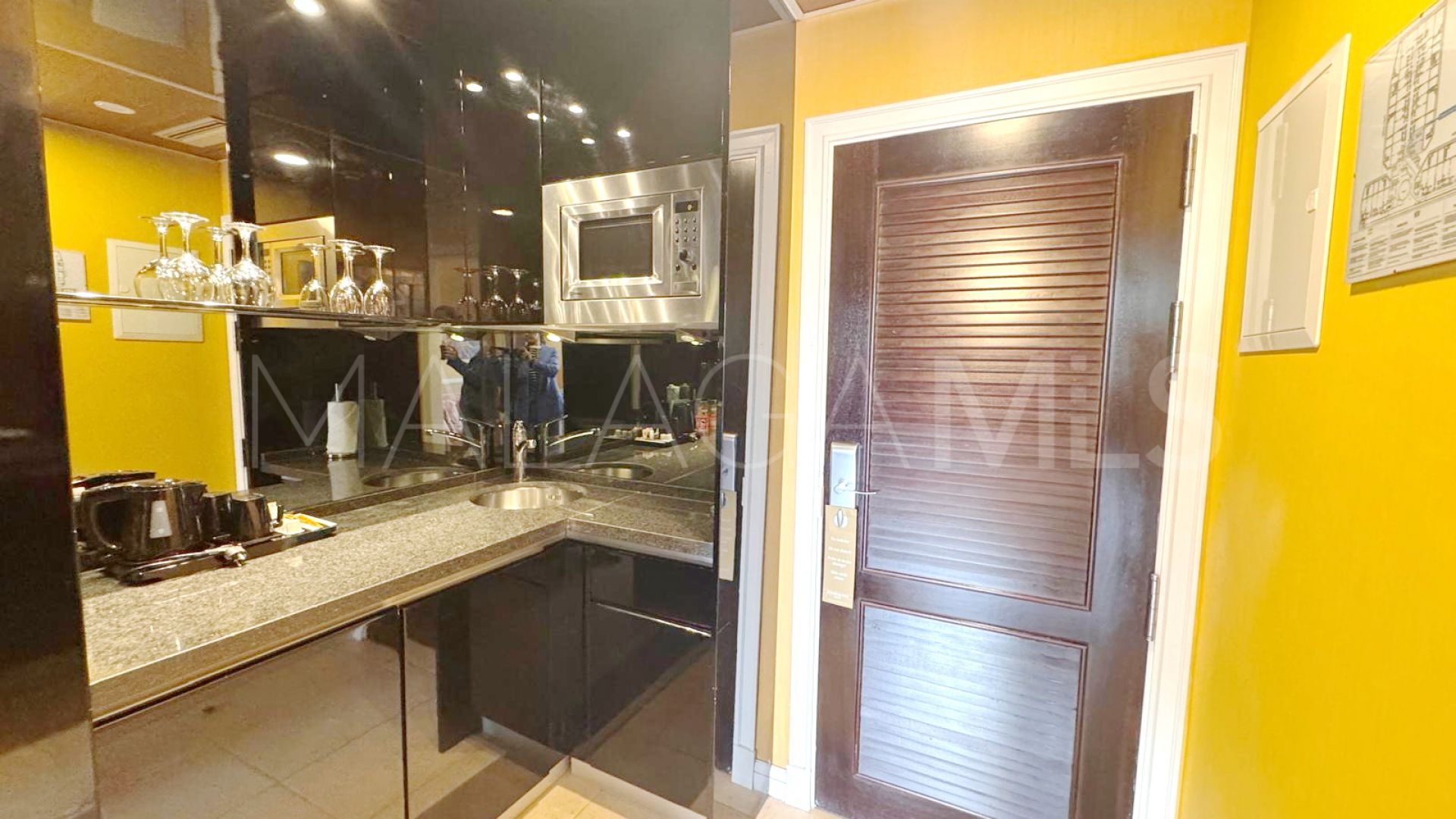 For sale duplex penthouse in Guadalpin Banus with 1 bedroom