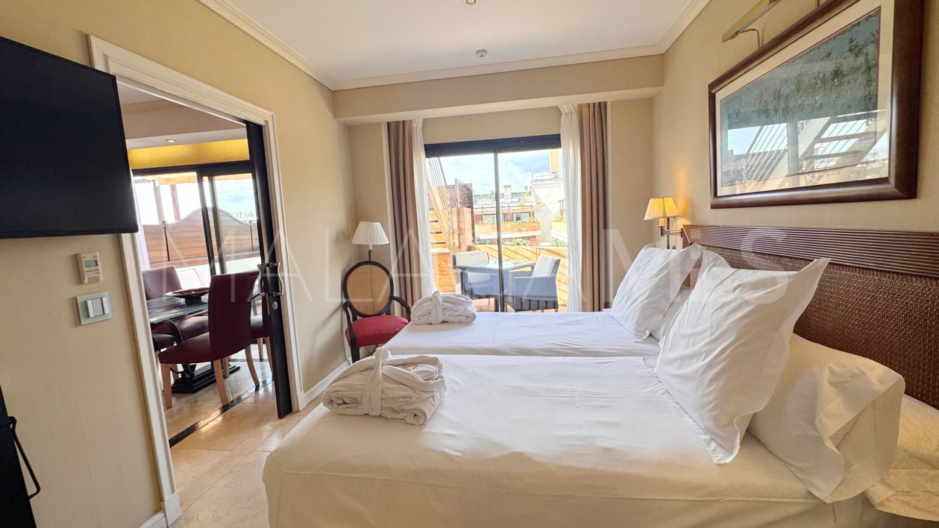 For sale duplex penthouse in Guadalpin Banus with 1 bedroom