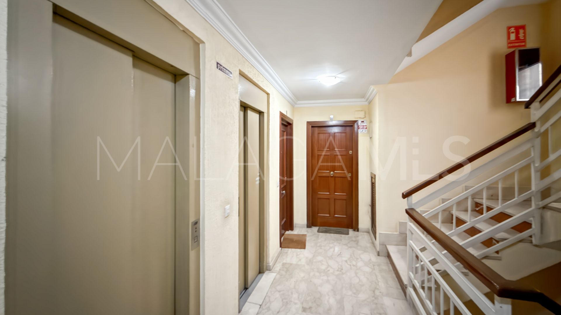 Buy apartamento with 3 bedrooms in Perchel Sur - Plaza de Toros Vieja