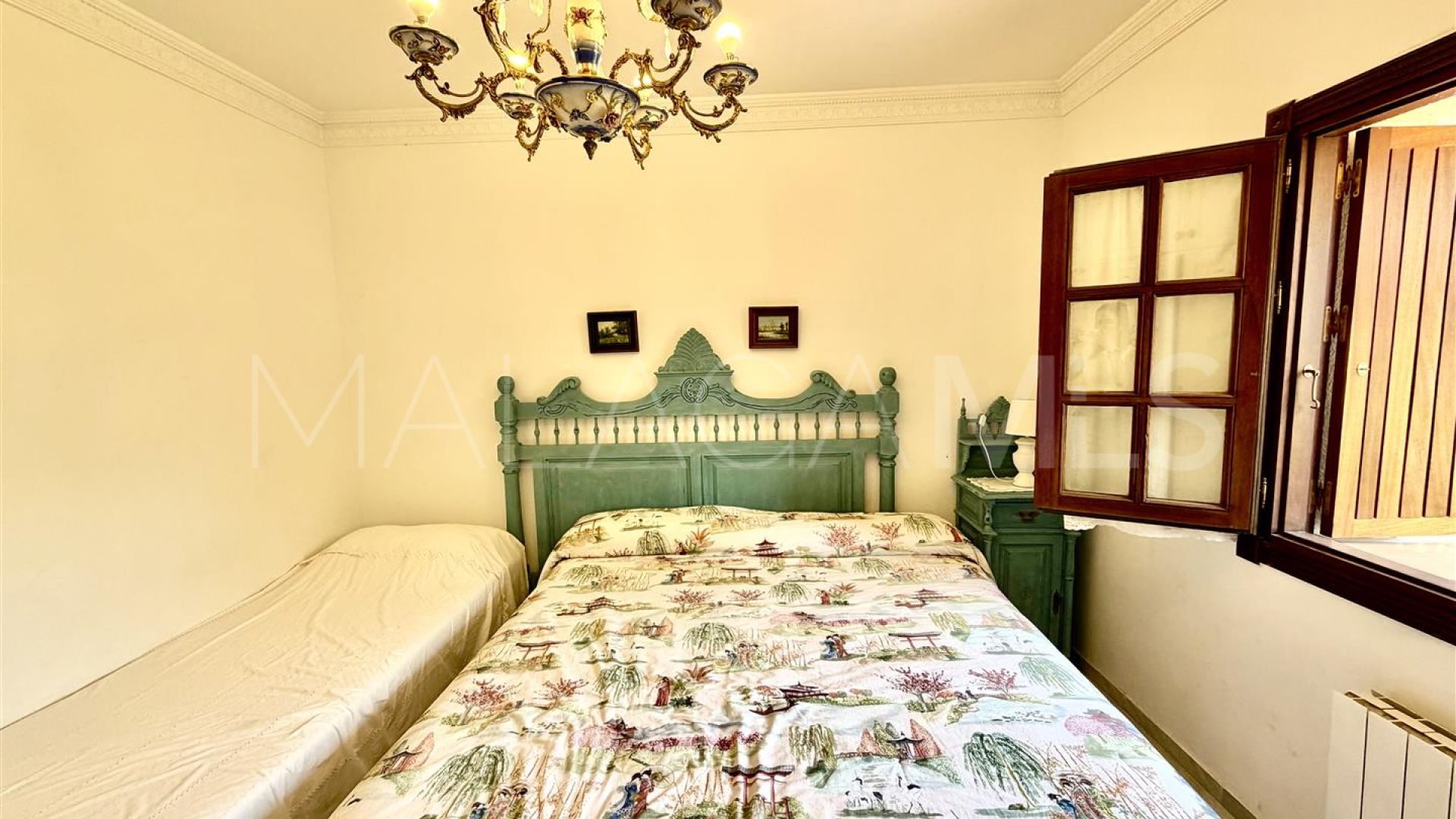 Pareado for sale in Nueva Andalucia with 3 bedrooms