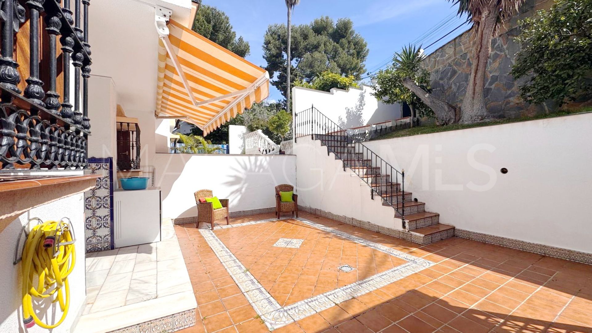 Doppelhaushälfte for sale in Nueva Andalucia