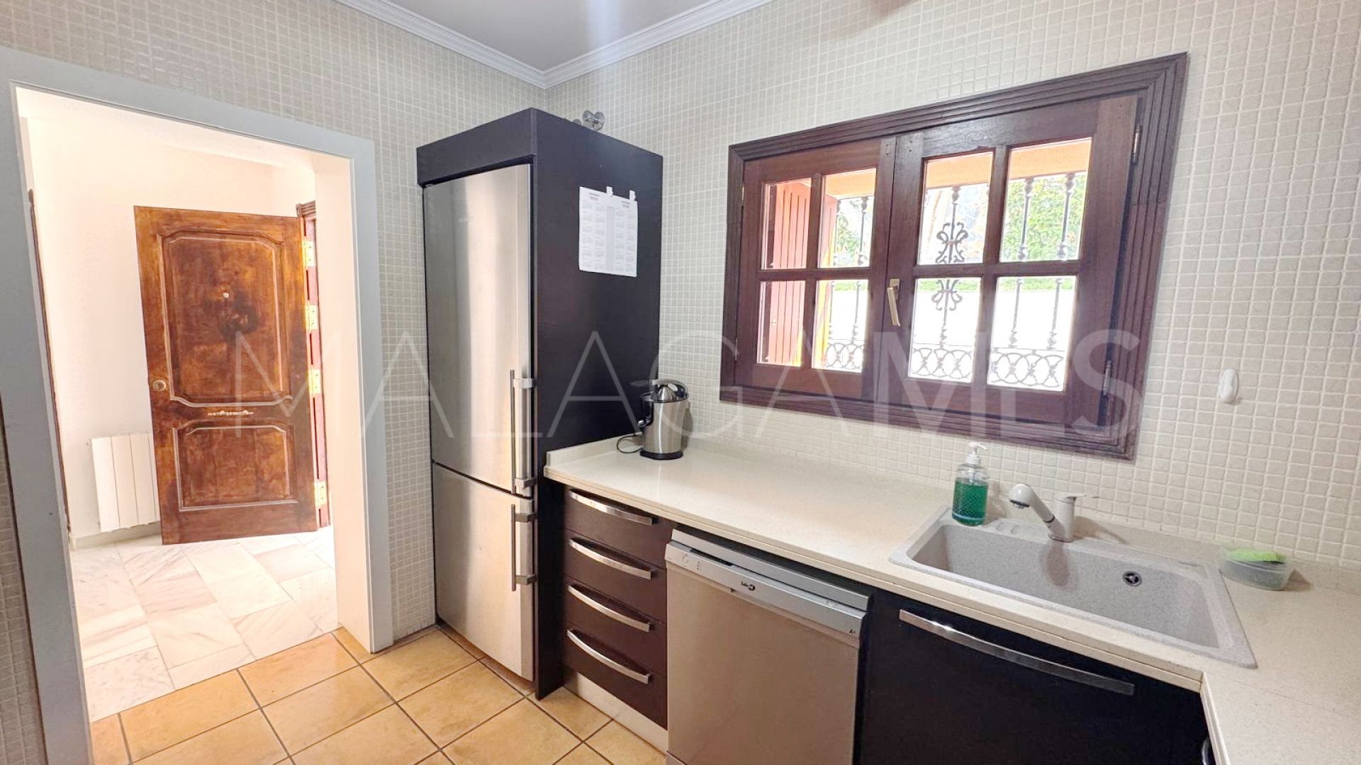 Doppelhaushälfte for sale in Nueva Andalucia
