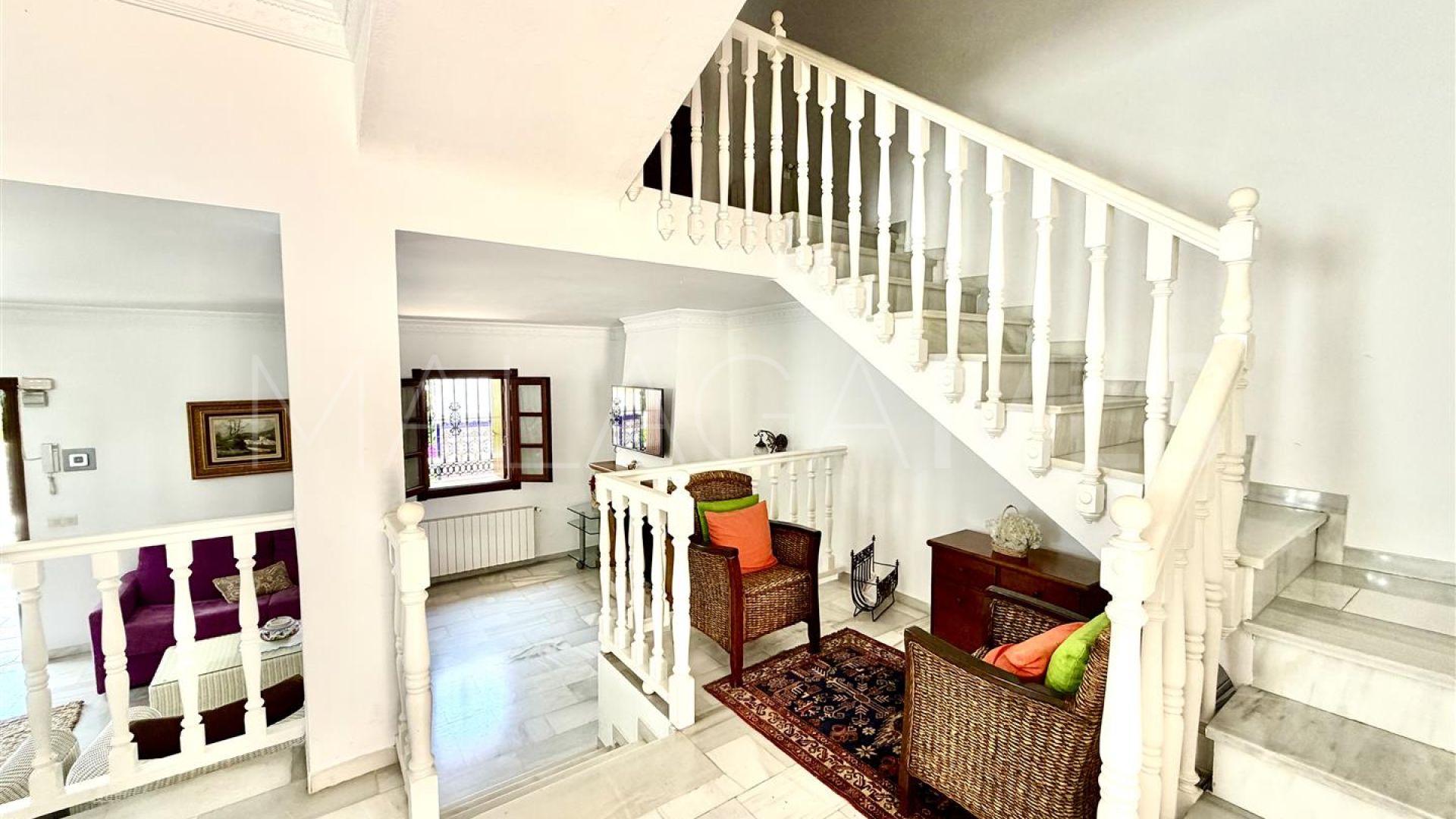 Pareado for sale in Nueva Andalucia with 3 bedrooms