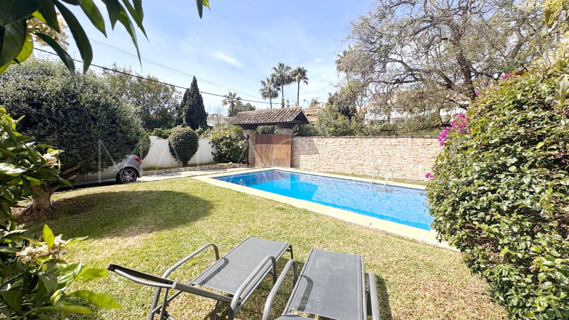Doppelhaushälfte for sale in Nueva Andalucia