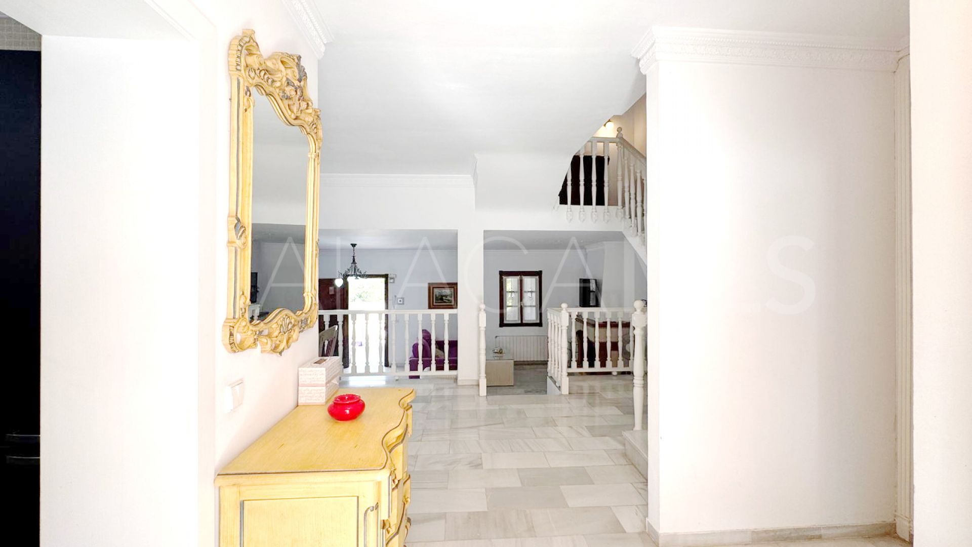 Doppelhaushälfte for sale in Nueva Andalucia