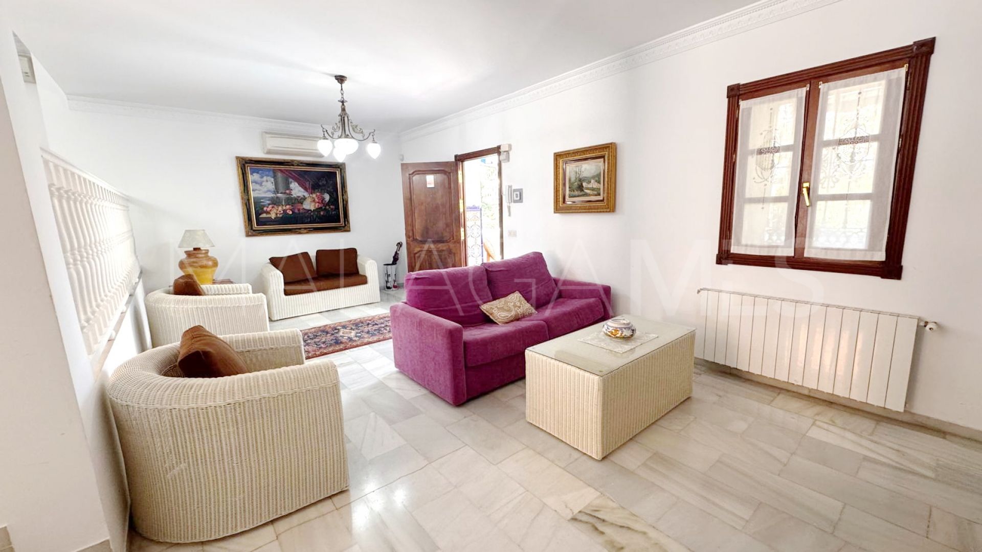 Doppelhaushälfte for sale in Nueva Andalucia