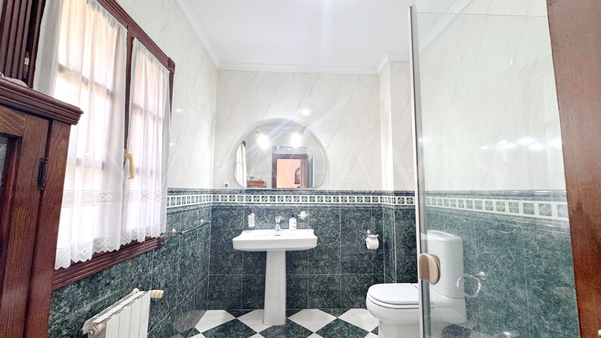 Doppelhaushälfte for sale in Nueva Andalucia