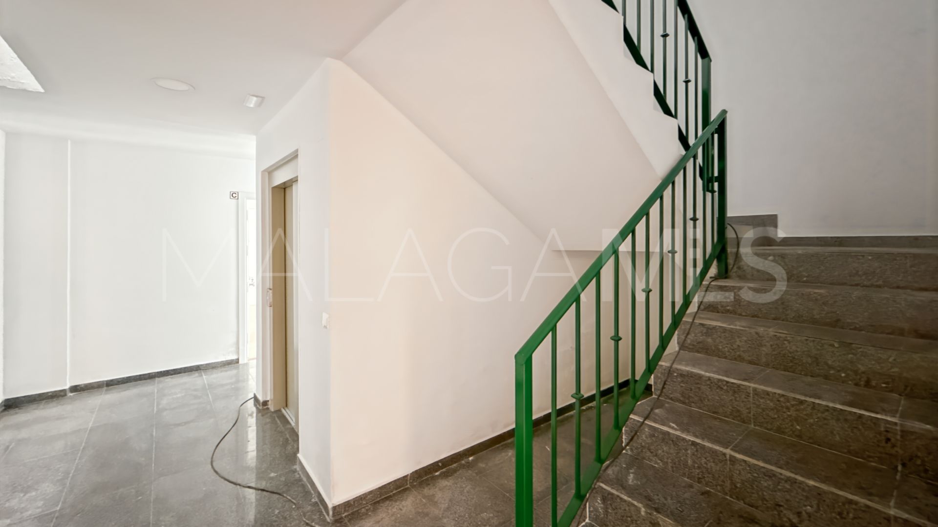 Studio for sale in Perchel Norte - La Trinidad