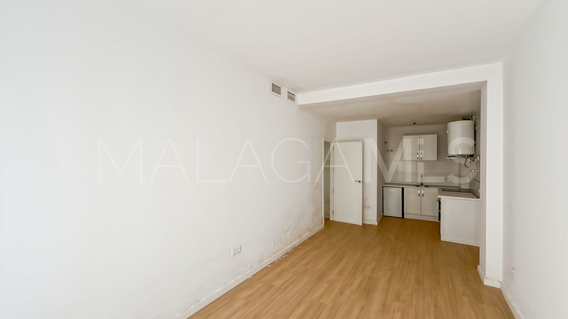 Ground floor apartment for sale in Perchel Norte - La Trinidad with 1 bedroom