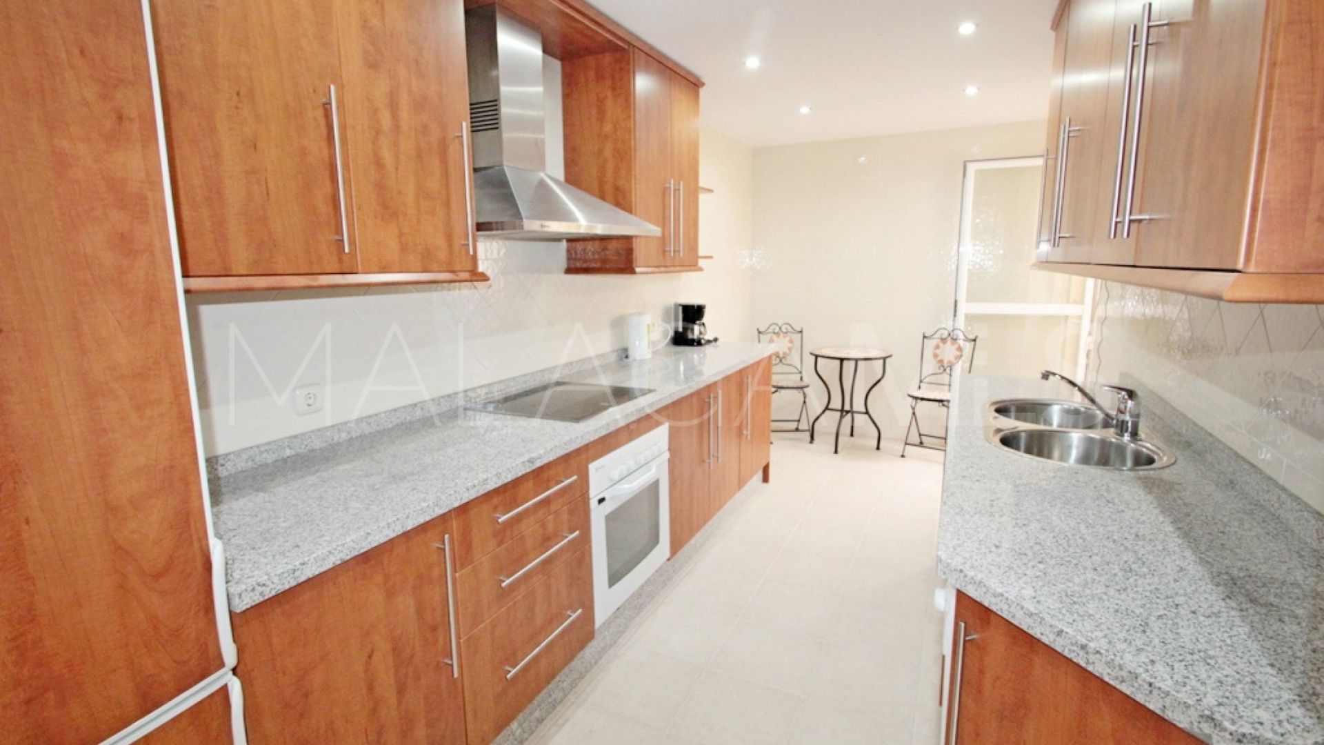 Appartement terrasse for sale in Elviria
