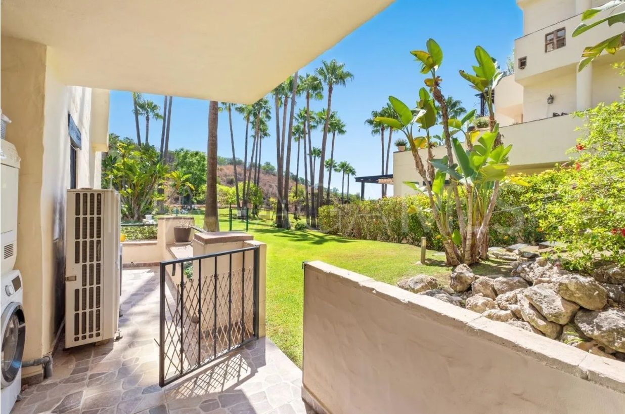 For sale Las Cascadas ground floor apartment