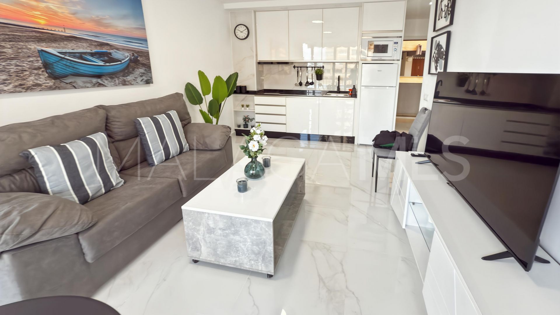 Apartamento with 2 bedrooms for sale in Fuengirola