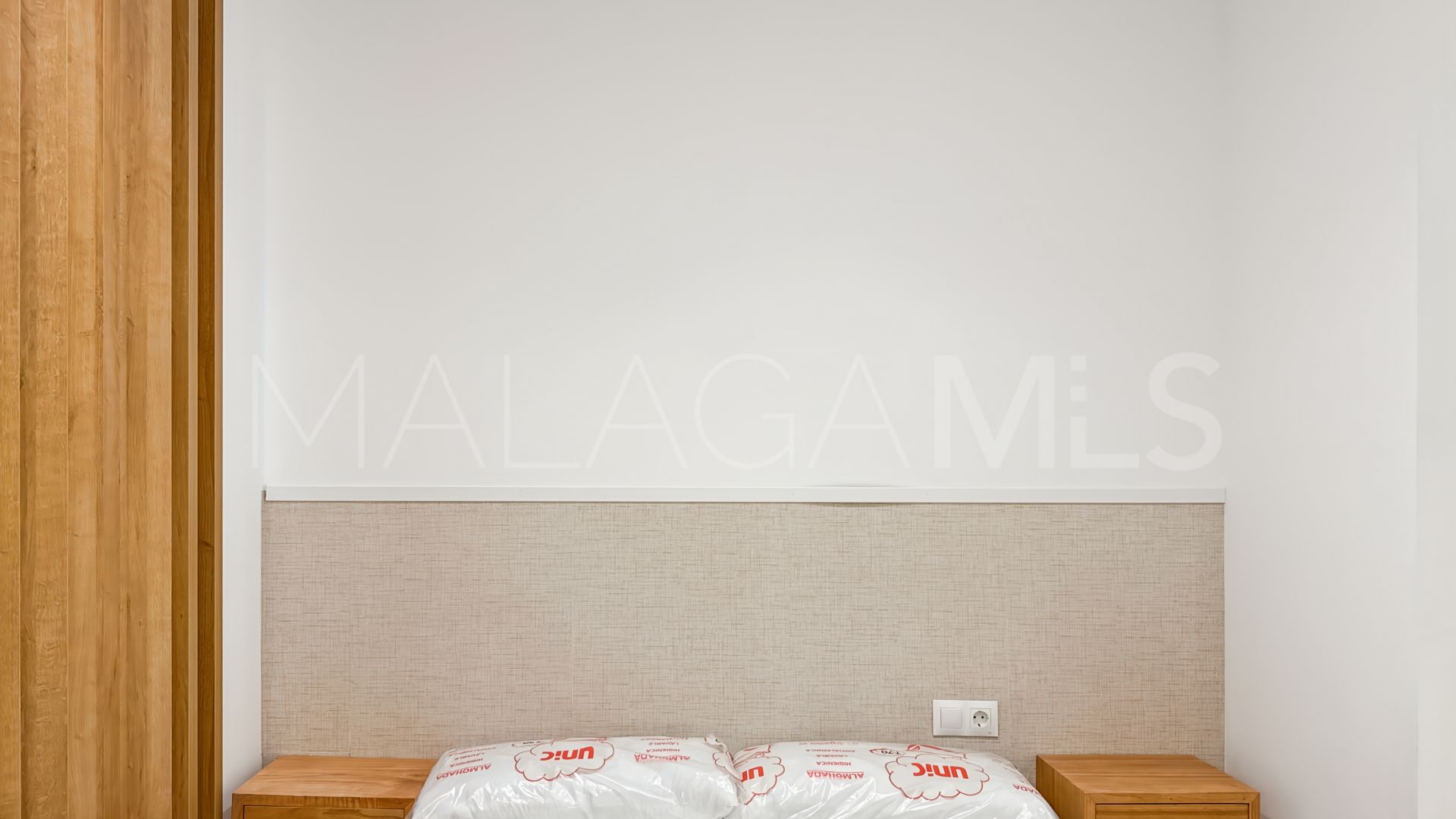 Studio for sale in Parque Victoria Eugenia