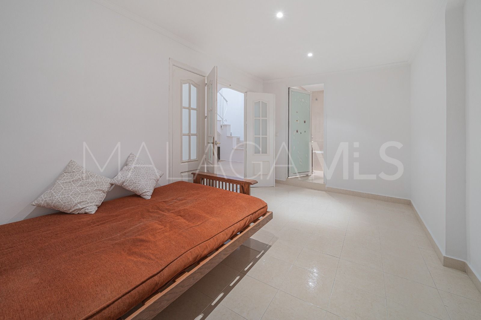 Radhus for sale in Las Encinas