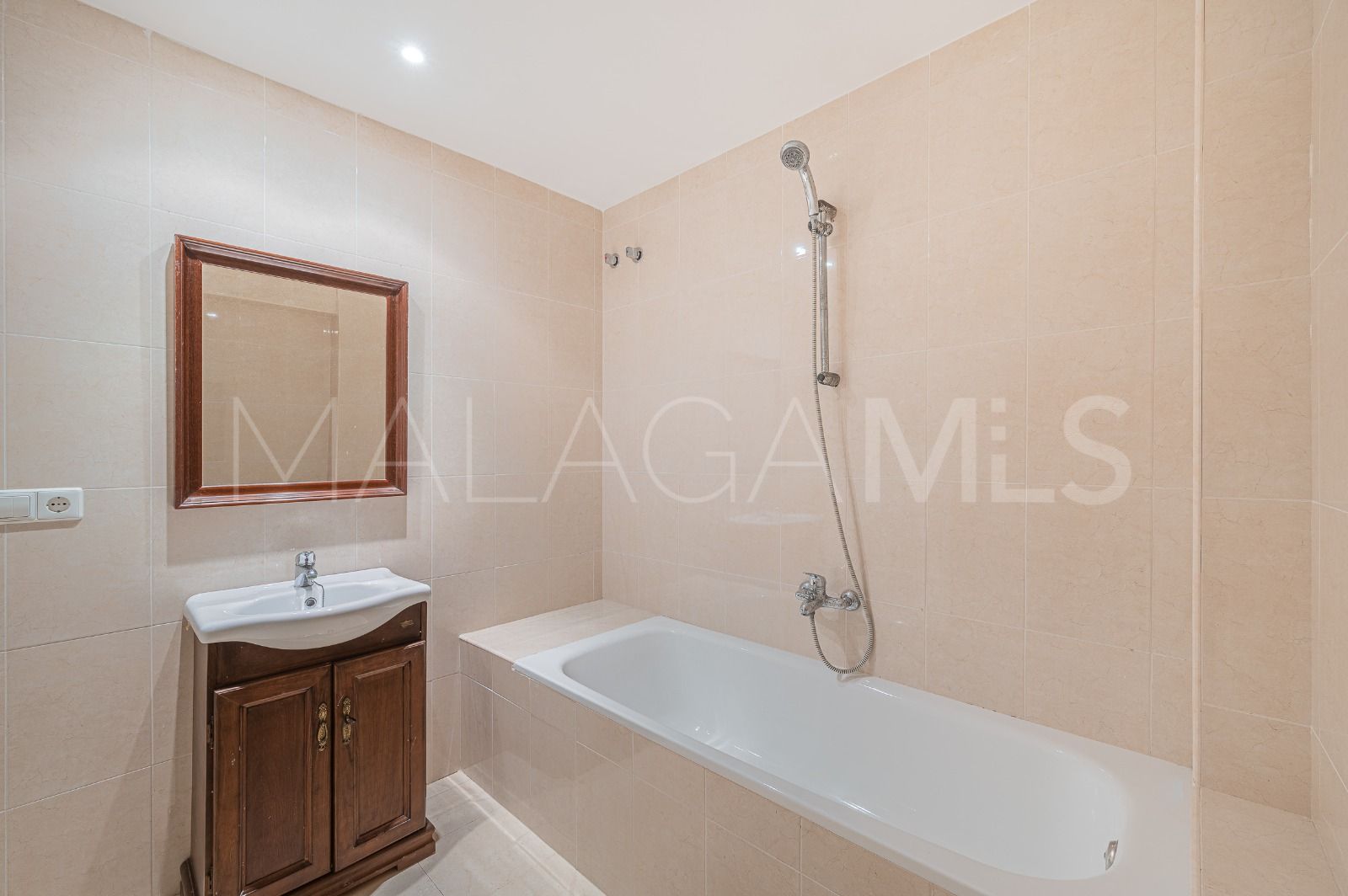 Radhus for sale in Las Encinas