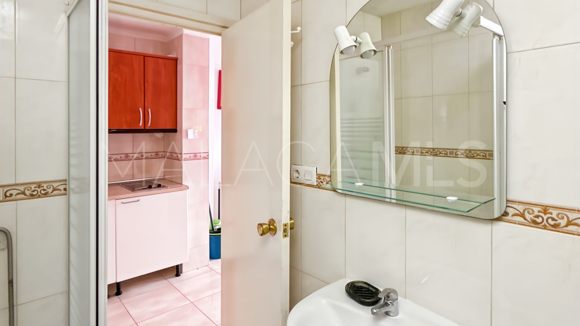 Estudio for sale in Torremolinos Centro