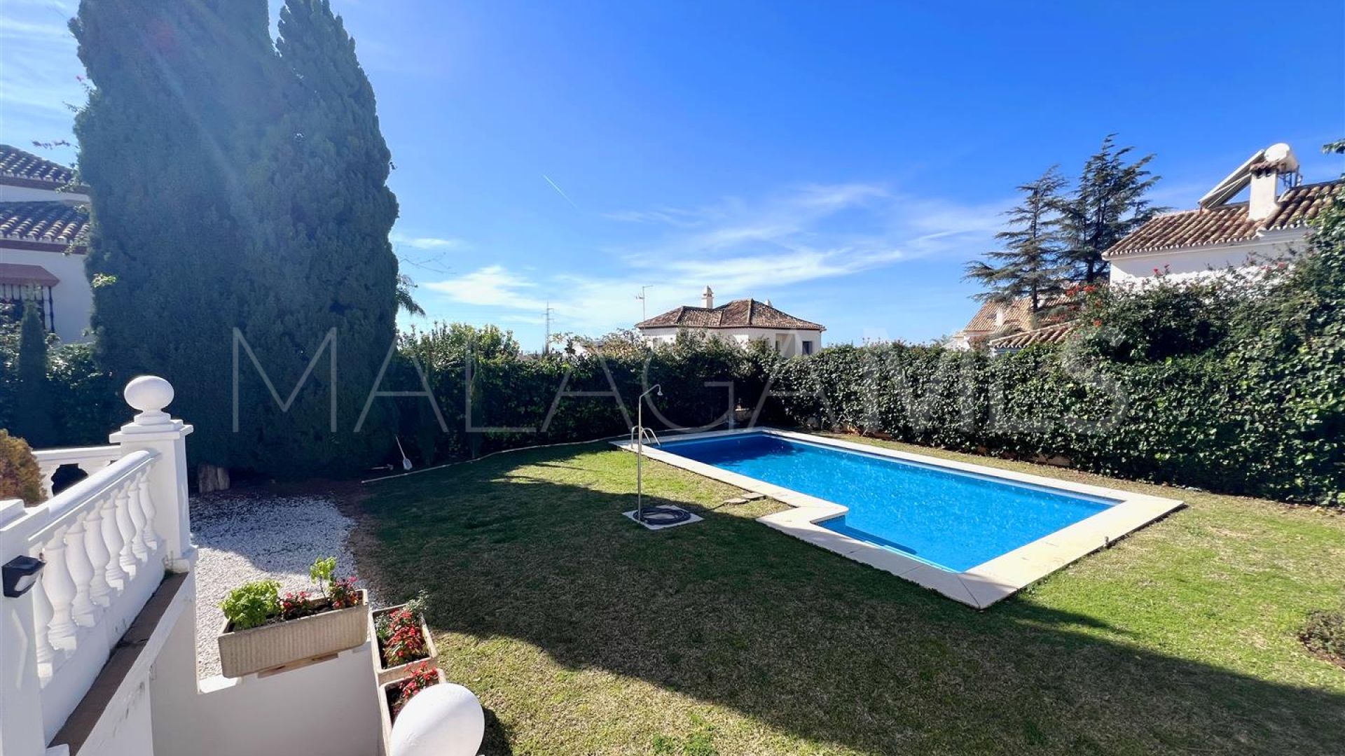 Villa for sale in Valdeolletas