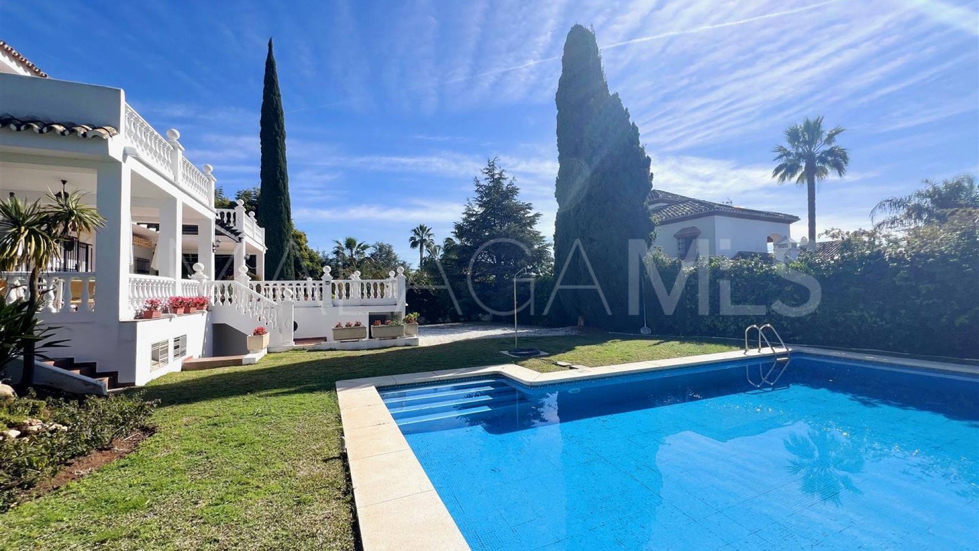 Villa for sale in Valdeolletas