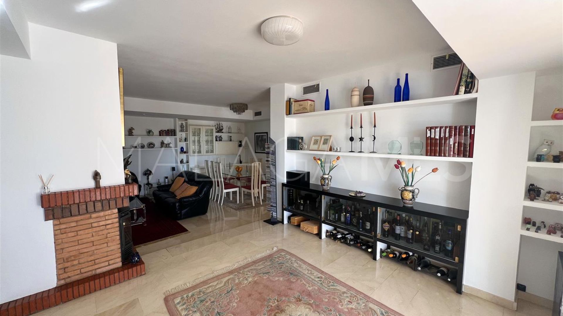 Villa for sale in Valdeolletas