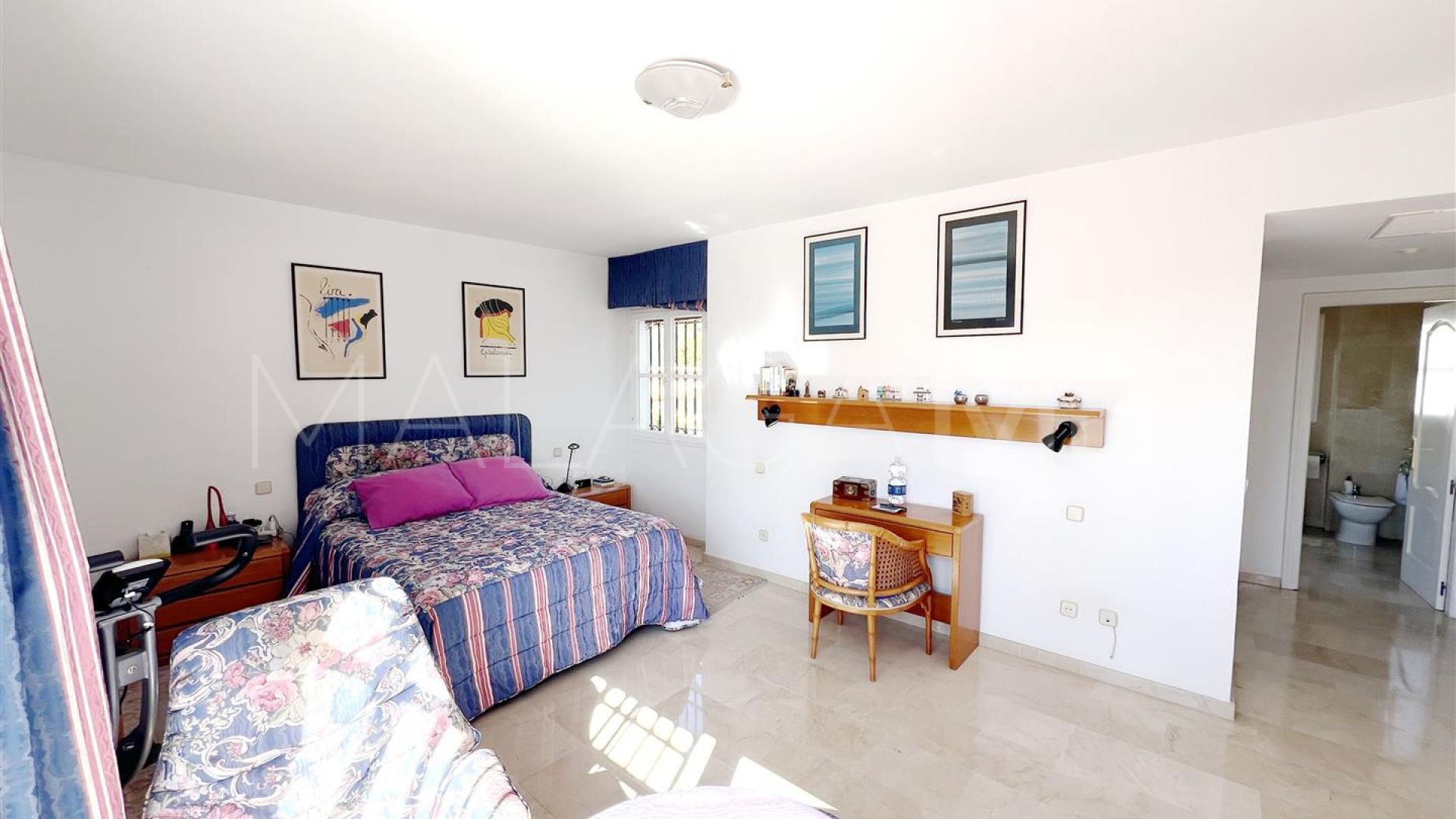 Villa for sale in Valdeolletas
