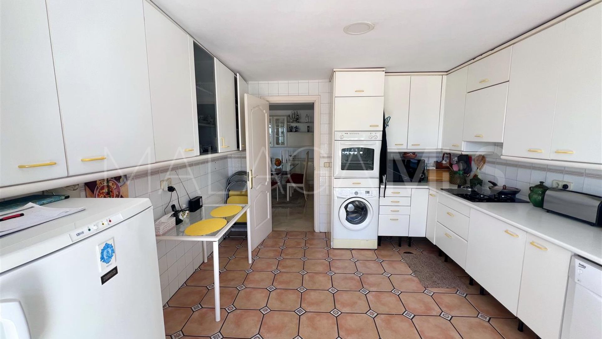 Villa for sale in Valdeolletas