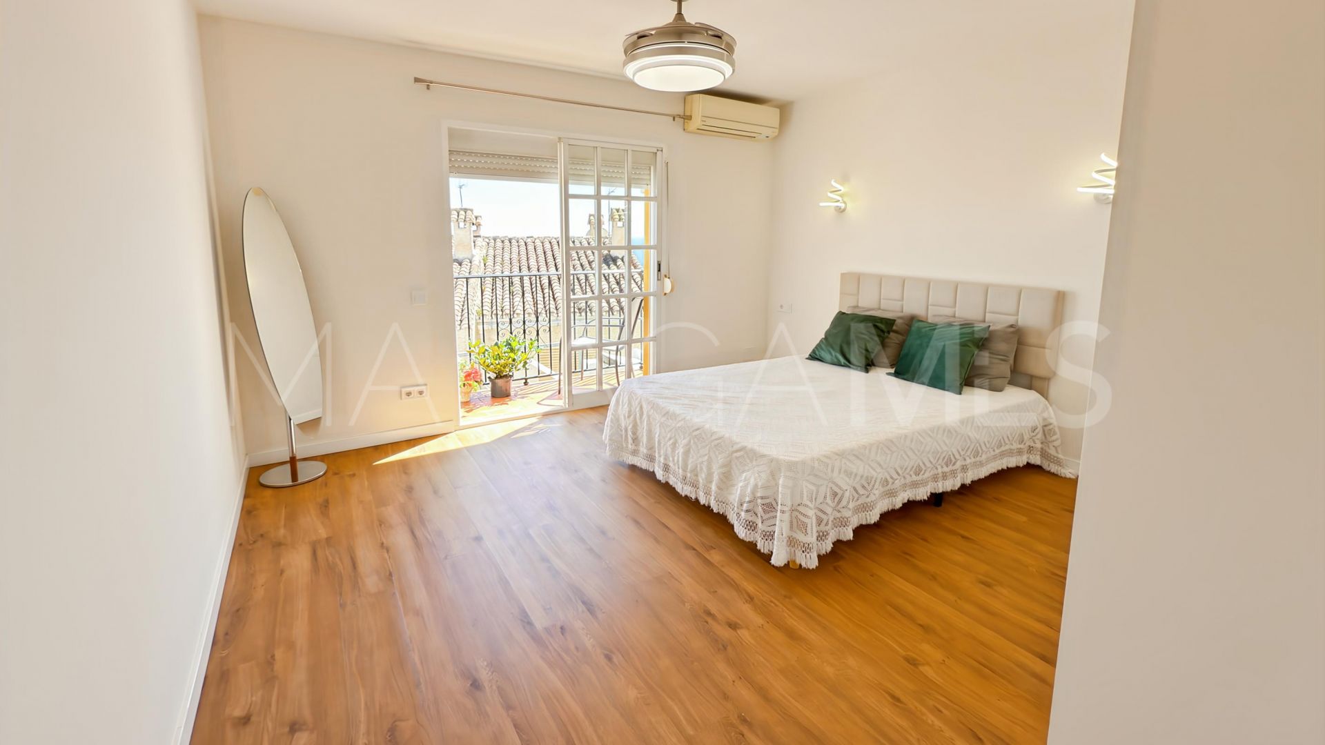 For sale town house in Benalmadena Pueblo