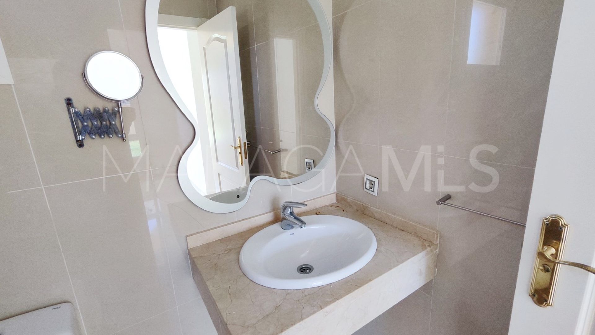 Apartamento planta baja de 3 bedrooms for sale in Casares Golf