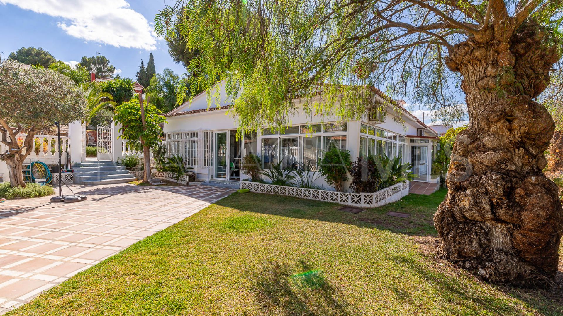 Villa for sale in Torremolinos