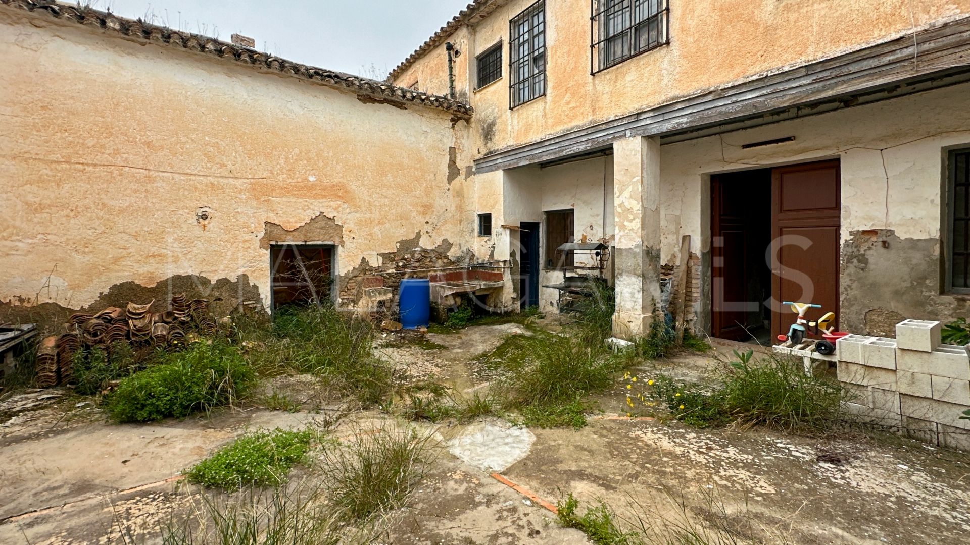 Finca for sale in Pinares de San Antón