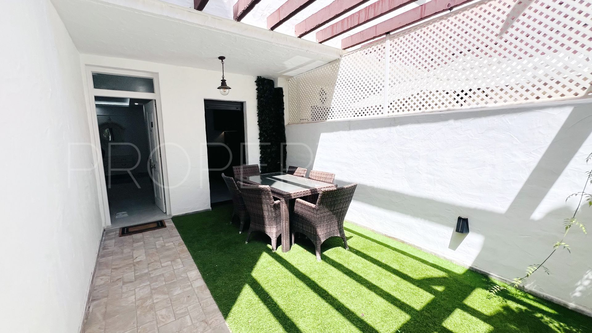 Nueva Andalucia, duplex planta baja de 3 dormitorios a la venta