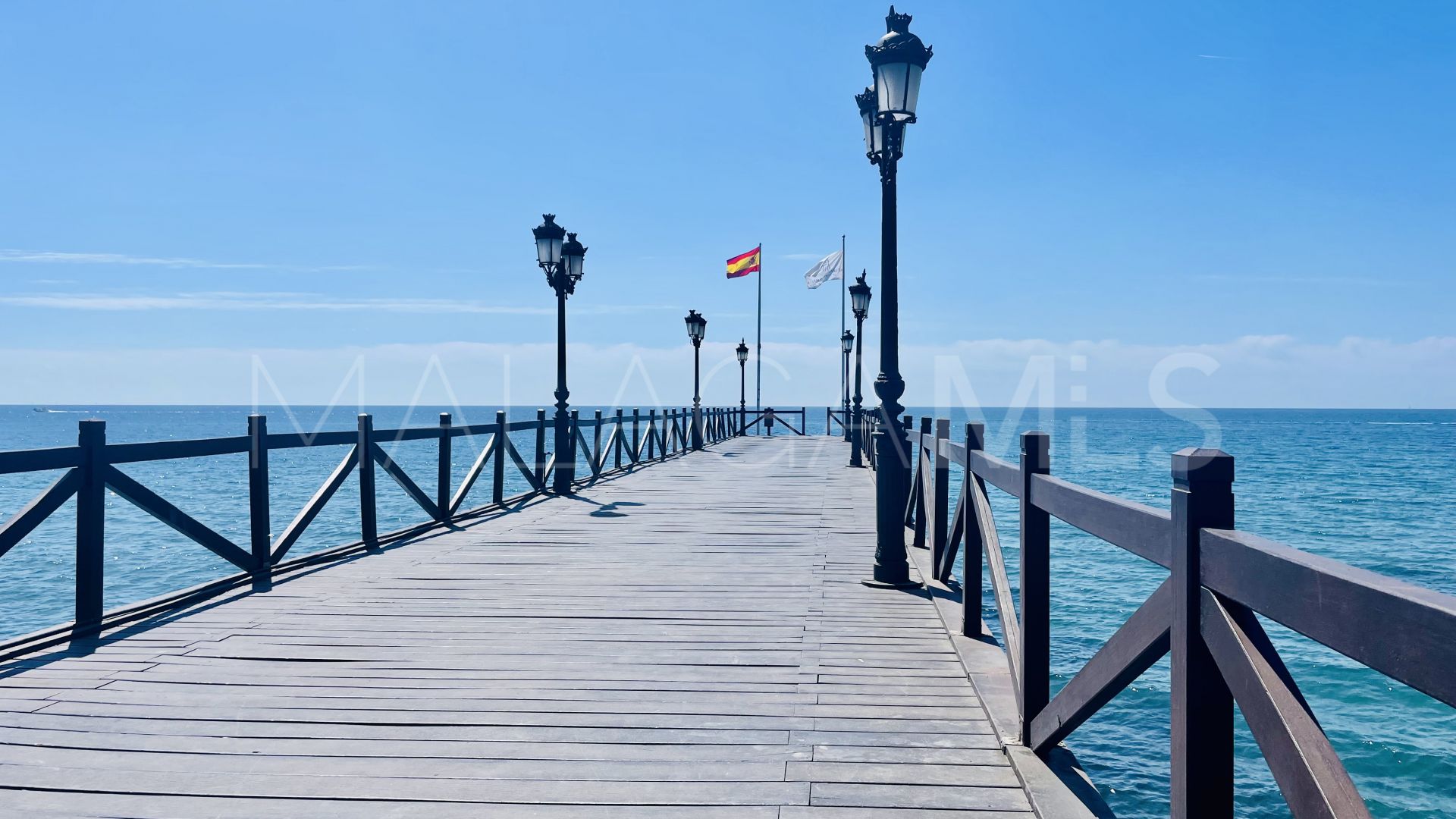 For sale villa in El Capricho with 5 bedrooms